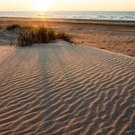 With Frontal Sea-views *