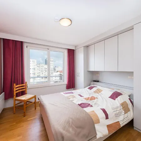 With Frontal Sea-views * Middelkerke