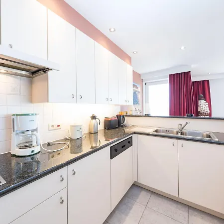 With Frontal Sea-views Lejlighed *