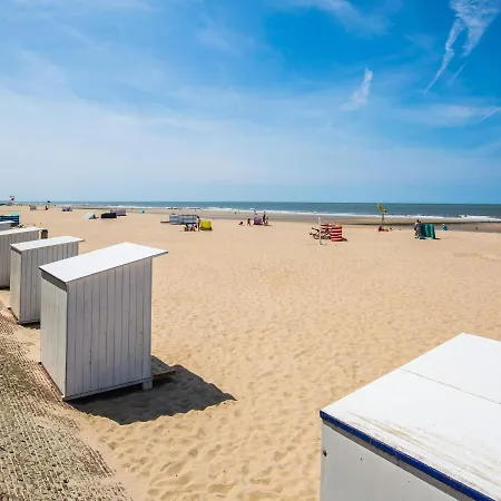 With Frontal Sea-views * Middelkerke