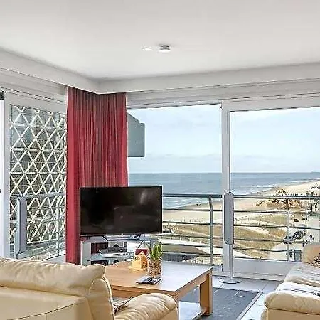 With Frontal Sea-views * Middelkerke