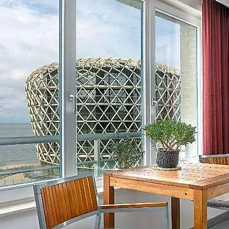 With Frontal Sea-views Lejlighed *
